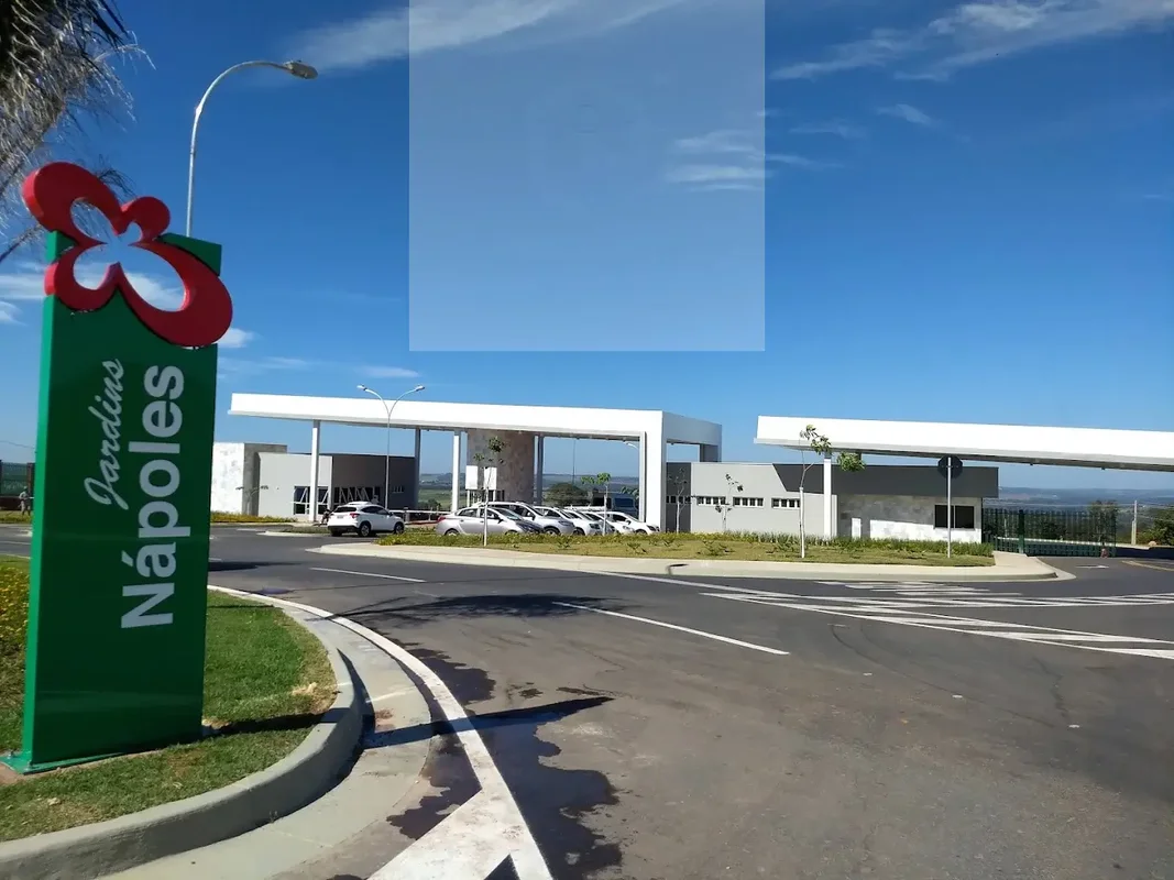 Lote de 431m² no Condomínio Jardins Nápoles (FGR) — Excelente Metragem na GO-403...