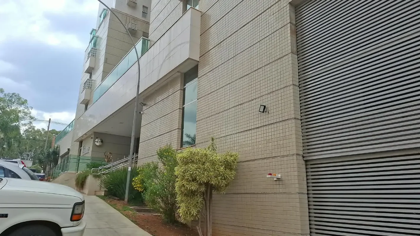 147m² de conforto e elegância no Life ResidenceAmbientes amplos e bem distribuíd...