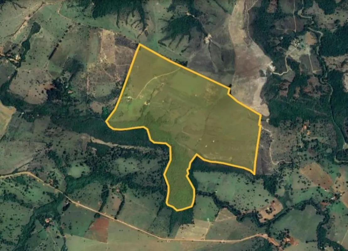 Excelente propriedade rural com 25,21 alqueires (aprox. 122 hectares), em locali...