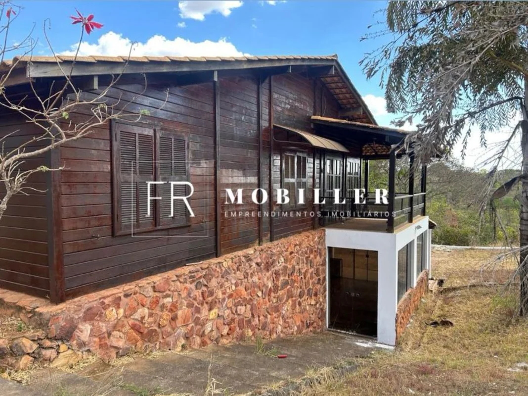Chácara à venda – 2 Hectares com casa aconchegante -Casa estruturada com 3 quart...