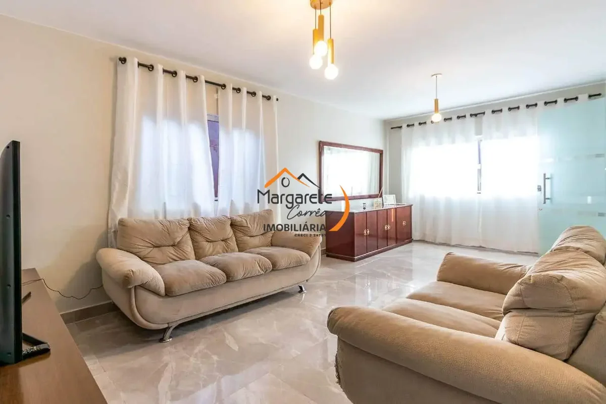 Imobiliária Margarete Corrêa vende casa na AR 9, Sobradinho 2 Casa reformadaCasa...
