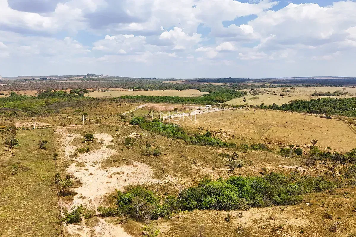 Terreno com 3 hectares Fazenda Santa Bárbara Brasília DFExcelente oportunidade p...