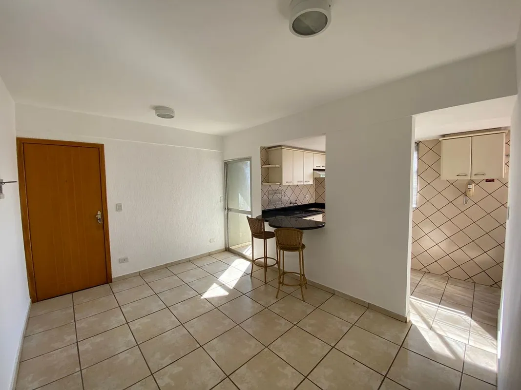 Ã?timo apartamento de 1 quarto, prÃ¡tico e muito bem localizado, prÃ³ximo ao CRE...
