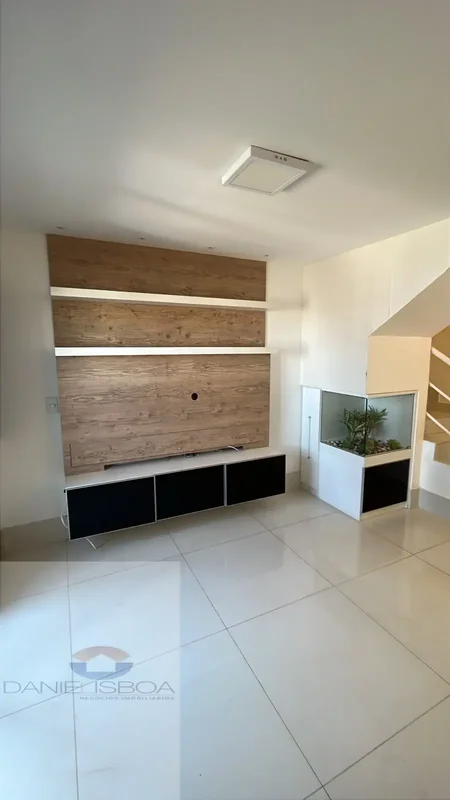 Apartamento disponível para aluguel no Lago Norte, oferecendo 52 m² de área cons...