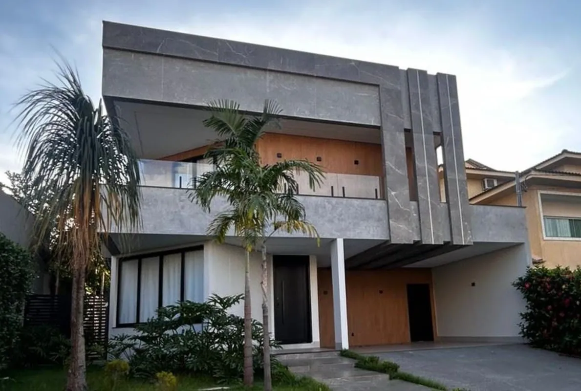 Jardins MadriSobrado novo de alto padrão, 100% mobiliadoTerreno: 387 m²Construçã...