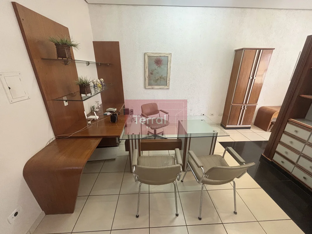 Sala, consultório. Montada, banheiro, armários, elevador.ÓTIMO CUSTO-BENEFÍCIO!!...