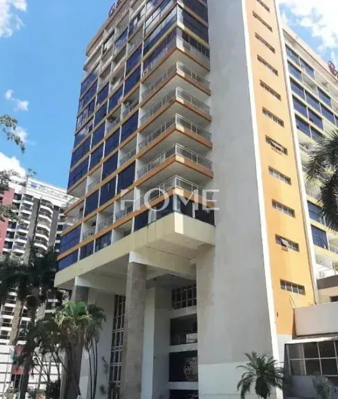SALA COMERCIAL, COMPOSTA POR:HOME ALUGA: Sala comercial com 120m², distribuída d...