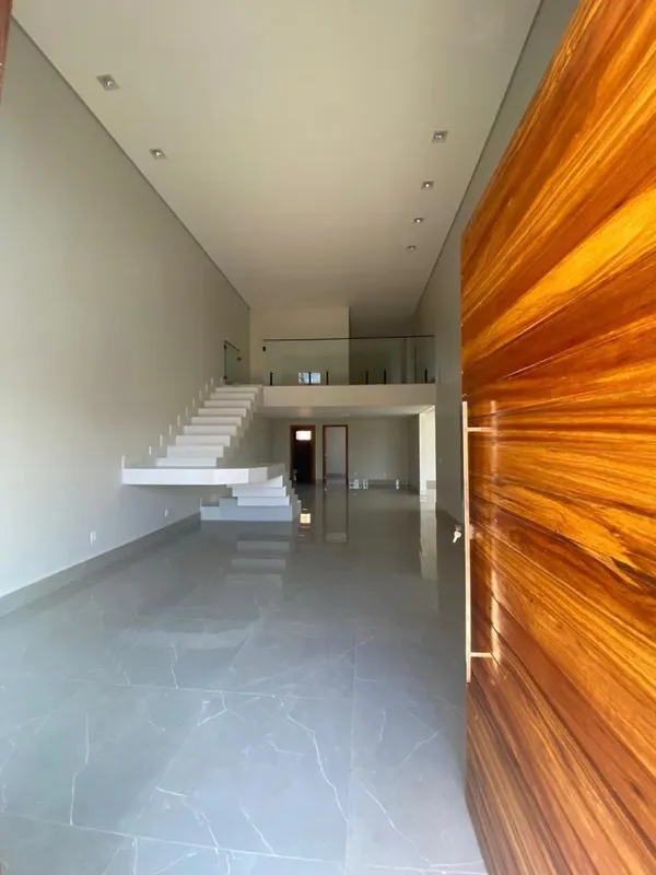  Excelente casa de alto padrão, com dois pavimentos, ampla e confortável.... 01/...