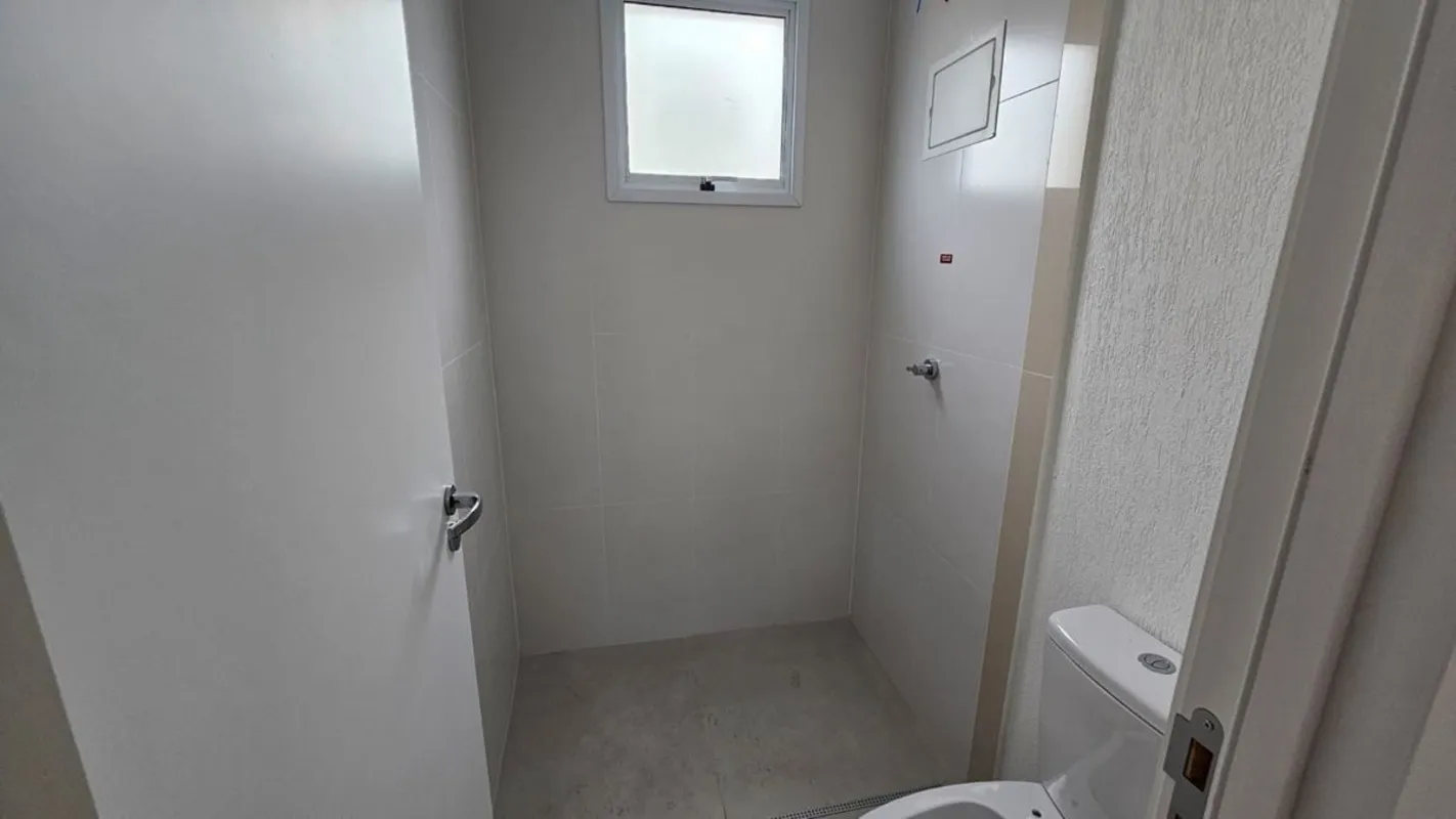 Apartamento recém-entregue, localizado no 11º andar, com vista livre, no Setor O...