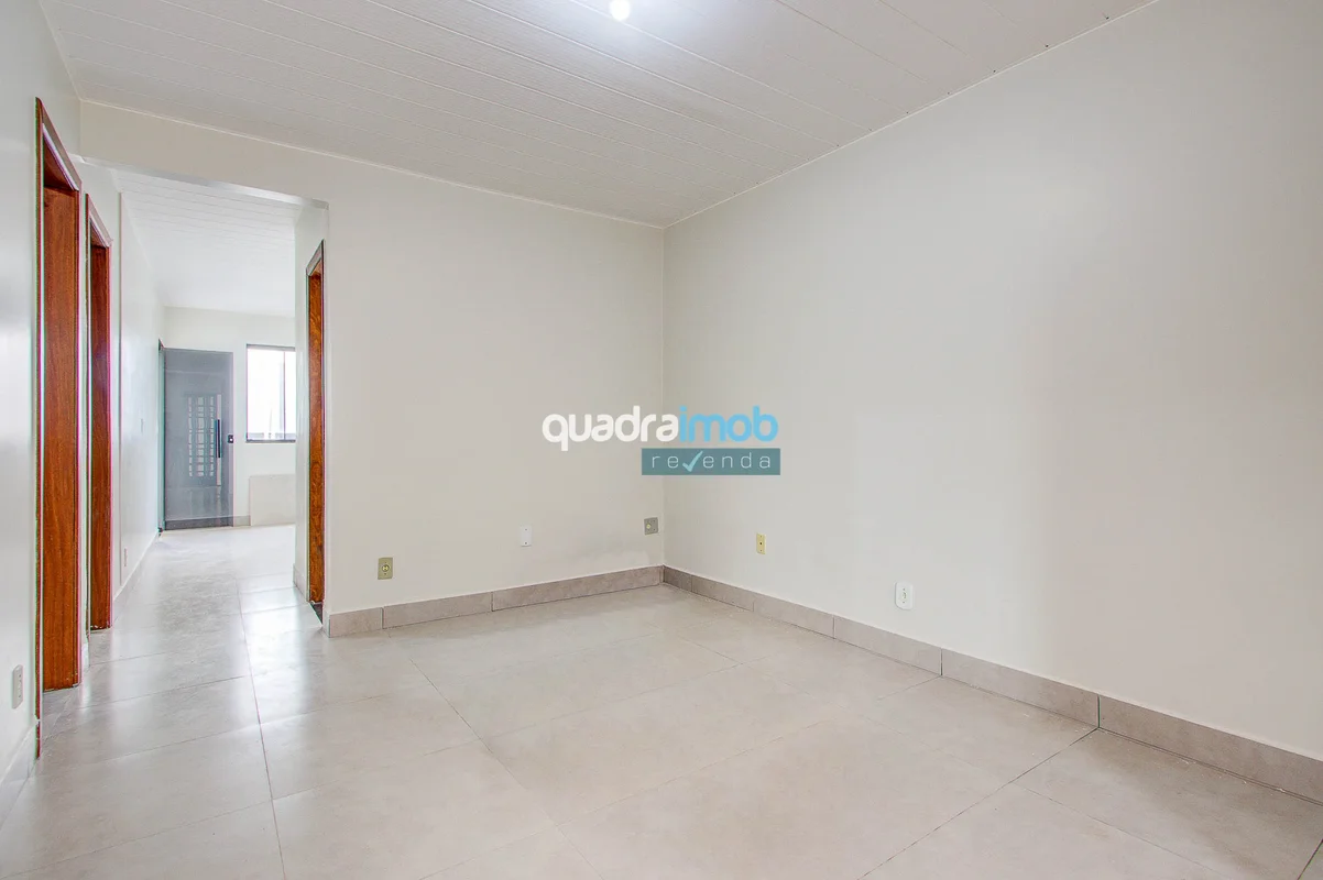 Casa reformada de 4 quartos com 120 m² no ArealCaracterísticas do imóvel: - 4 Qu...