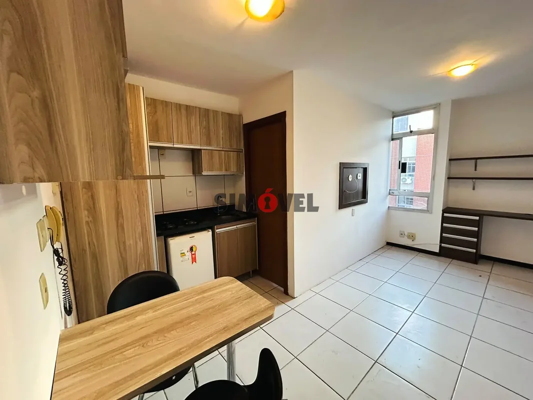 Excelente Kit Dividida - Park Studio- 01 Quarto com cama casal;- Armários- Cozin...