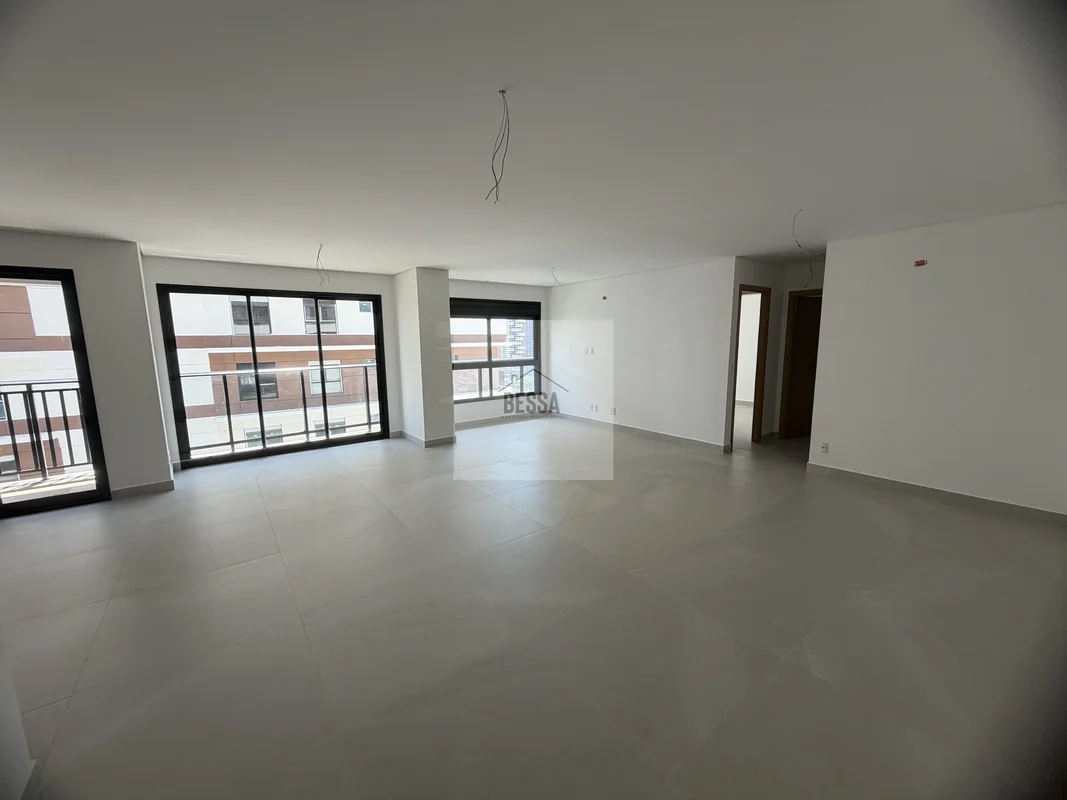 *Opus Gyro Vaca Brava Design??106m²???2 suítes plenas??? Sala ampla?? *Com corre...