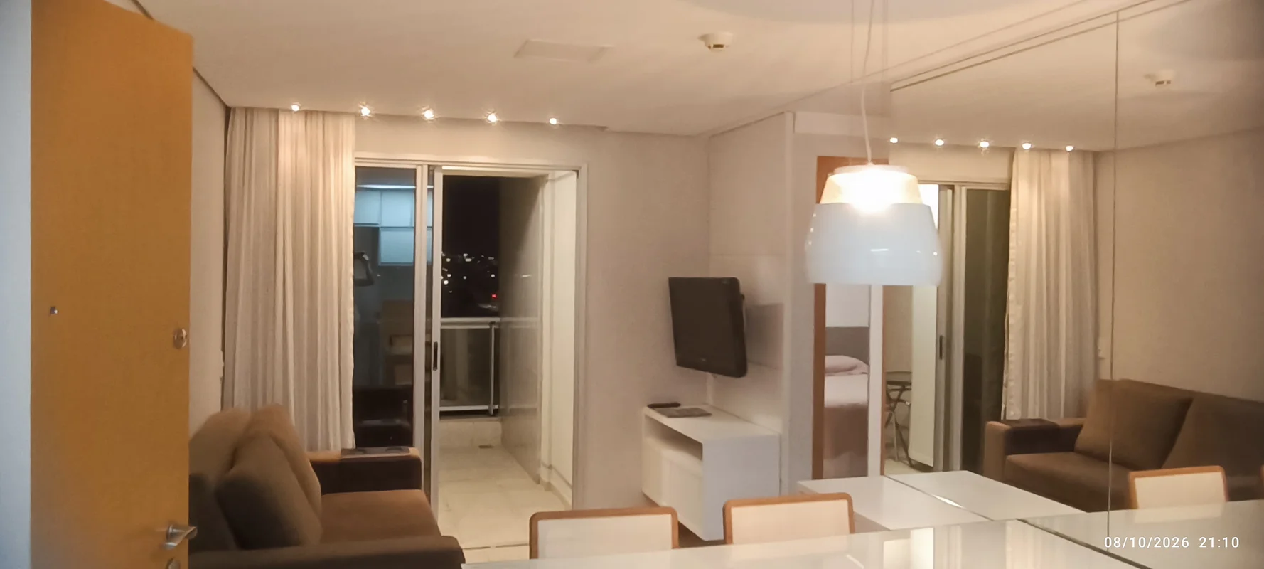 VISTA PARK SUL | 2 SUÍTES | SEMI-MOBILIADO | 8º ANDAR | VISTA LIVRE | VAGA DE GA...