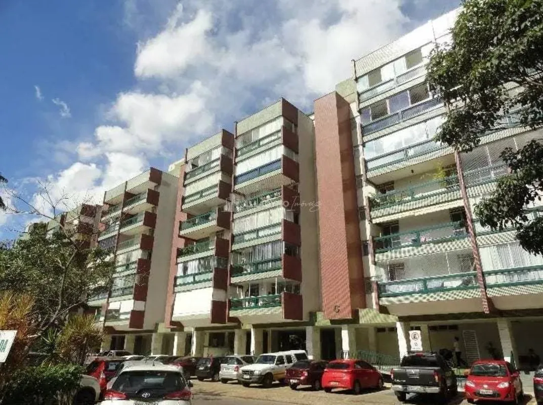 Apartamento com varanda e vista livreApartamento com ambientes claros e bem ilum...