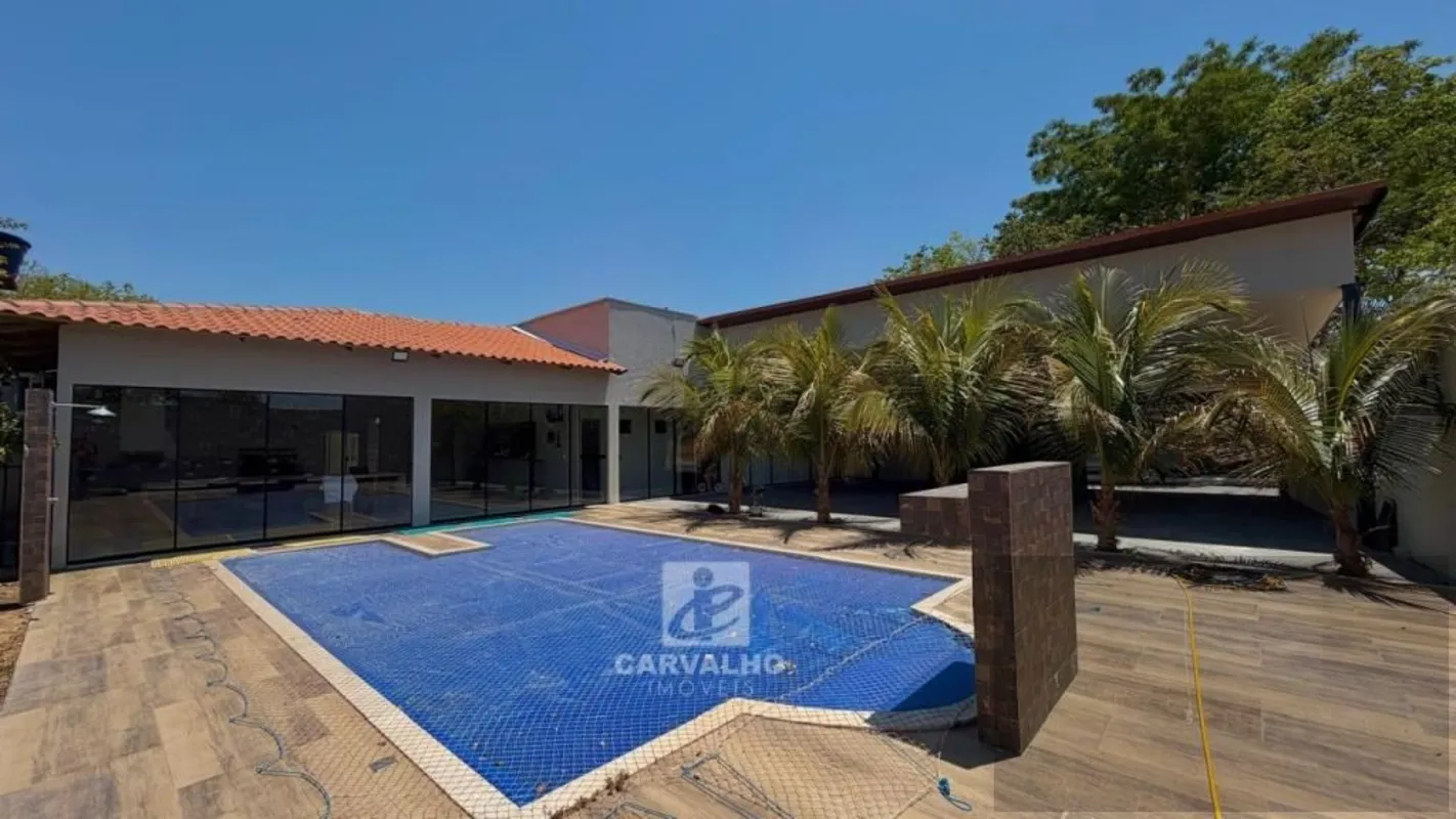 VENDE-SE ? RESIDENCIAL ARUBAS | ARUANÃ-GOTerreno: 720 m²Área construída/coberta:...