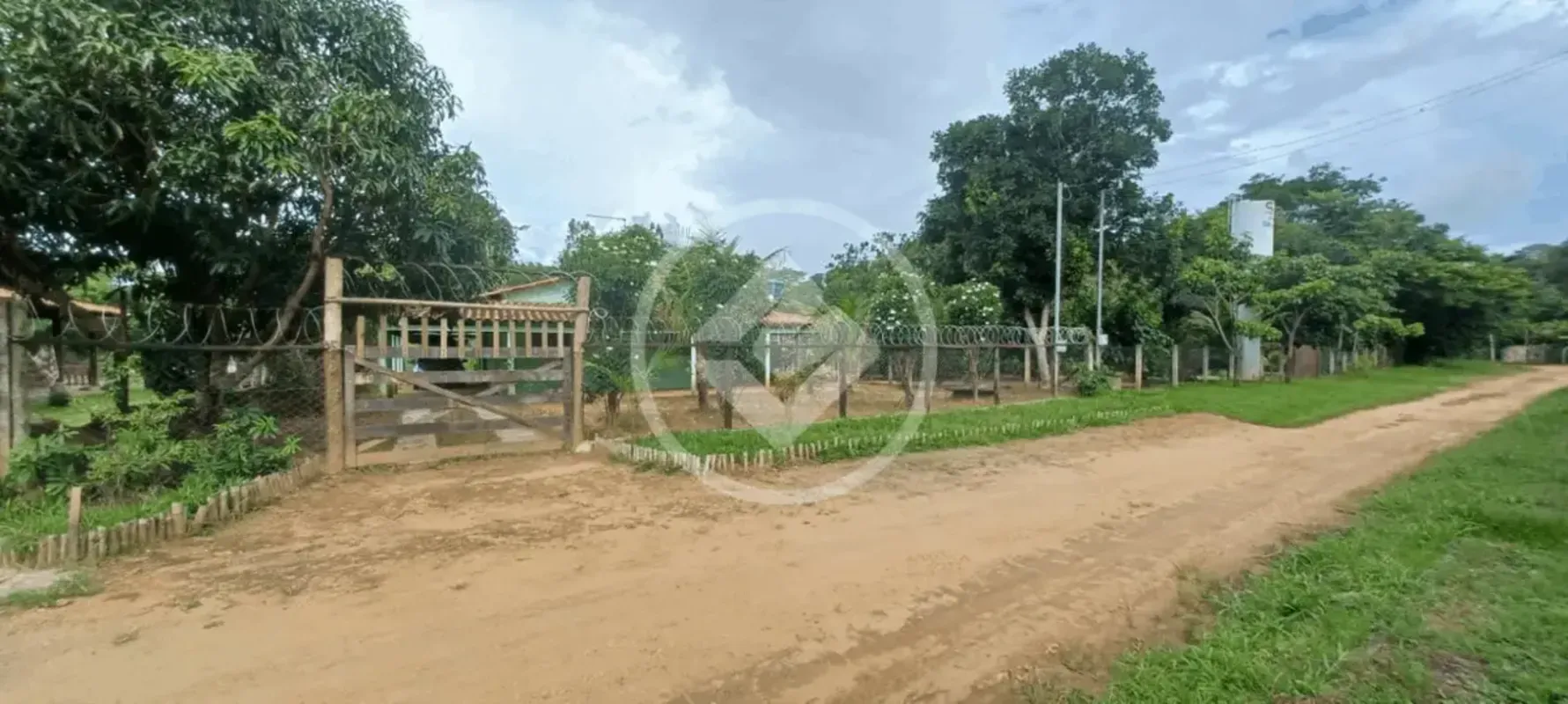 REF: Office1063 ChÃ¡cara Cachoeira em HidrolÃ¢ndia com 2.155mÂ² - GOIASChÃ¡cara ...