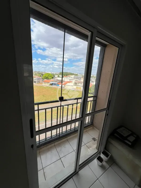 Apartamento com 69 mts. 3 Quartos. 2 Vagas Cobertas no Subsolo. ... 02/10/26
