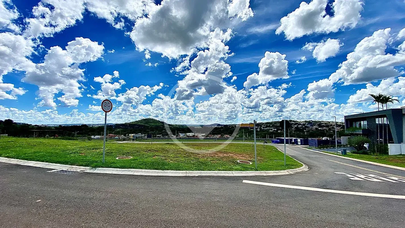 Lote Exclusivo no Plateau Dâ??Or Privilege â?? 1Âª etapaâ?¢ 810,04 mÂ²â?¢ Lote d...