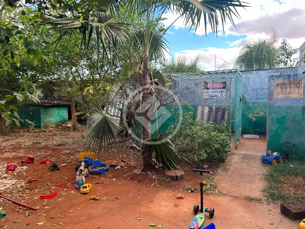Sala comercial Ã  venda em Aparecida de GoiÃ¢nia, no Setor Garavelo Residencial ...