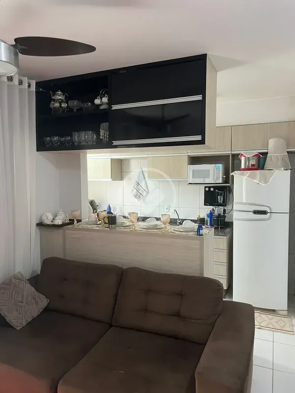 Apartamento mobiliado de 56 m2, com 2 quartos, sendo 1 suÃ­te e 1 vaga de garage...