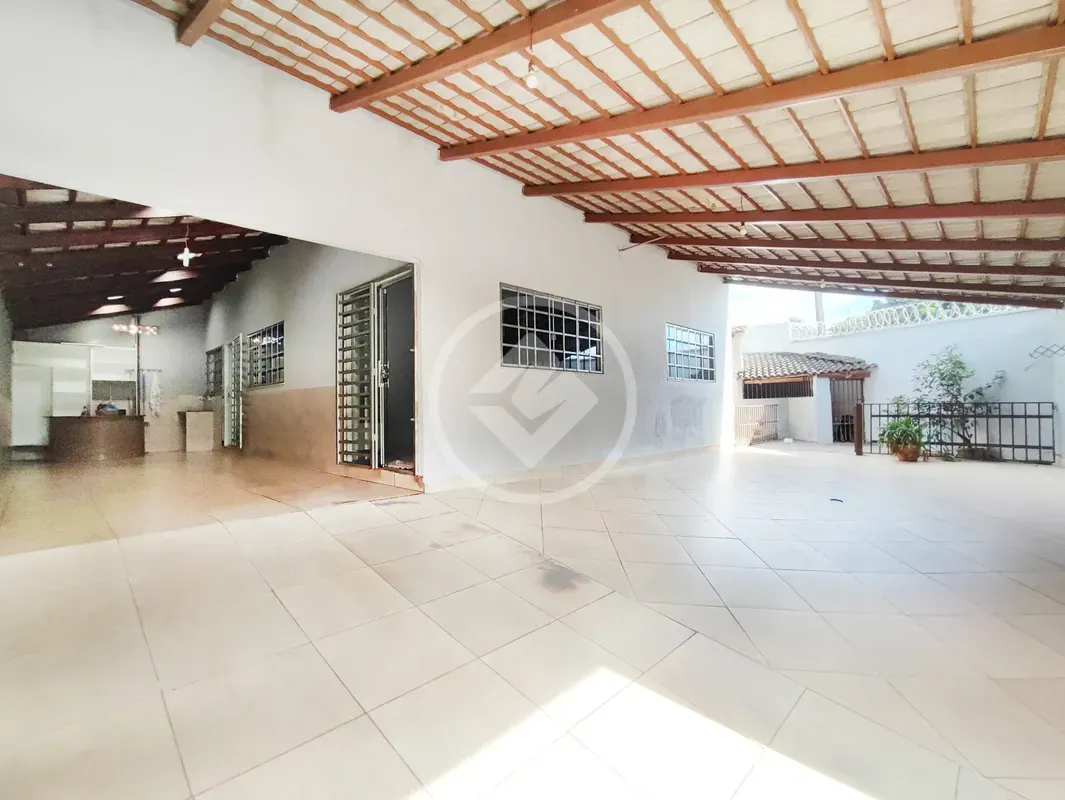Casa com 150mÂ² construÃ­dos em lote de 200mÂ², planejada para oferecer conforto...