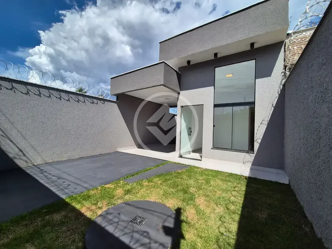 Jardim Boa EsperanÃ§a - Aparecida de GoiÃ¢nia Casa com lote de 195mÂ² e 104mÂ² d...