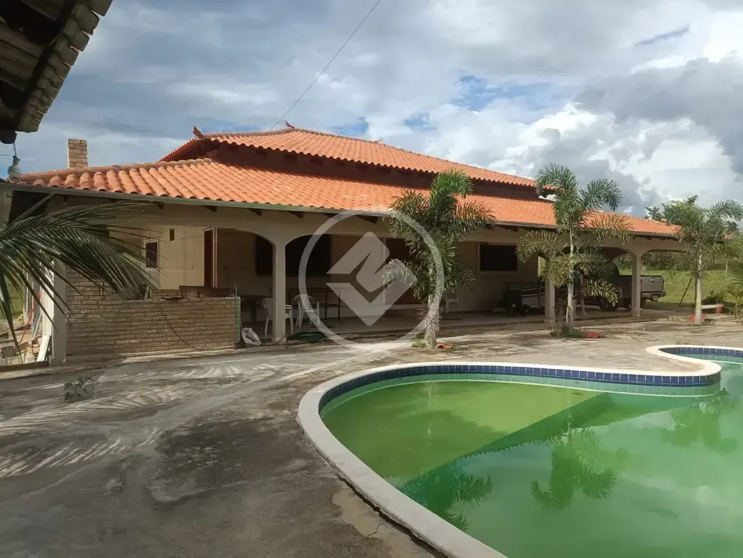 Chácara à venda em Guapó, na Zona Rural. Com terreno de 3.000 m², esta proprieda...