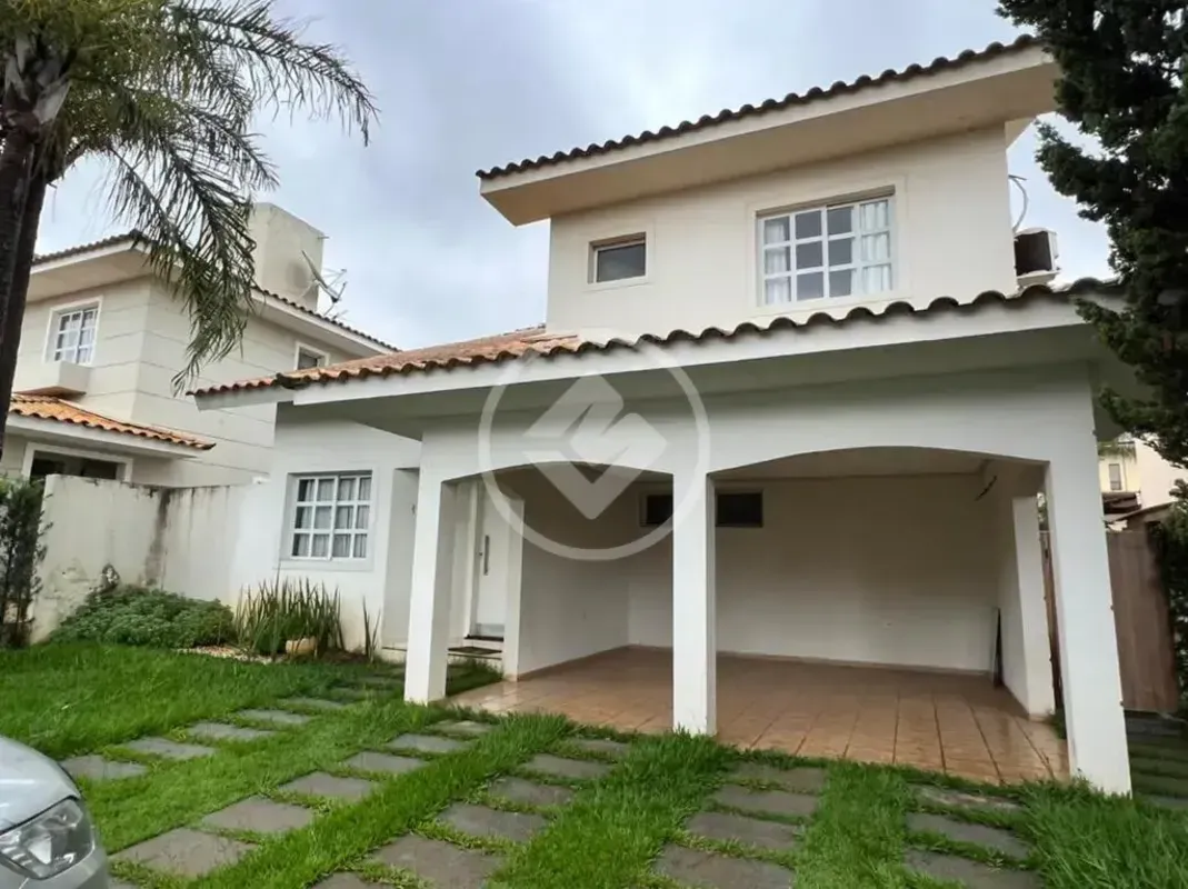 VENDO SOBRADO JD. MADRI Ãrea construÃ­da 180m2 Ãrea total 387m2 Pavimento Supe...
