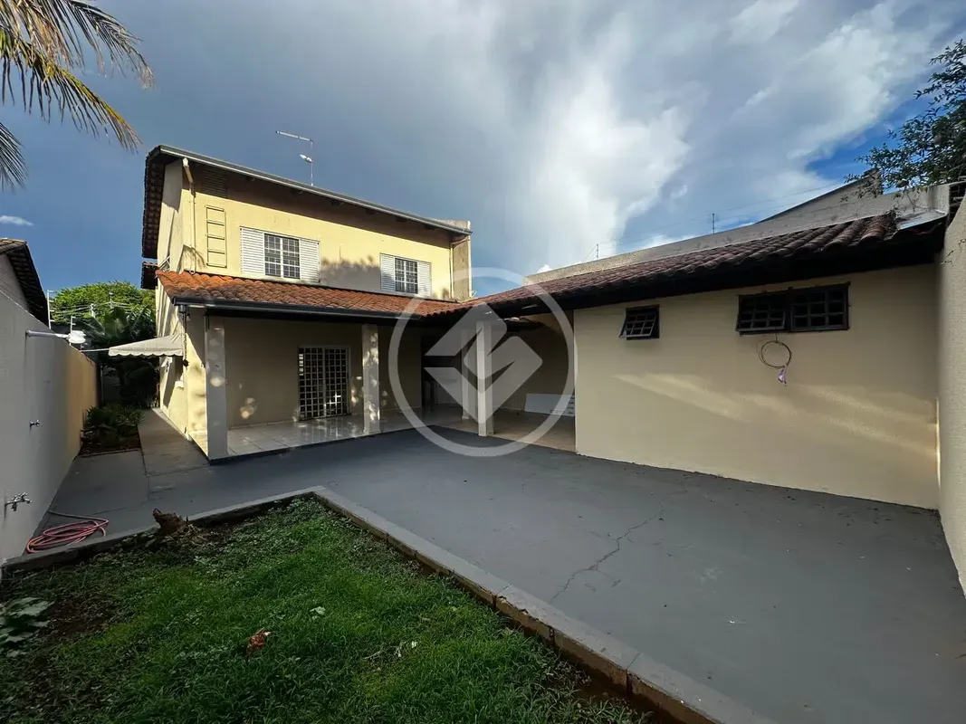 Venha conhecer o seu prÃ³ximo endereÃ§o! Este incrÃ­vel SOBRADO com 280 m2, enco...