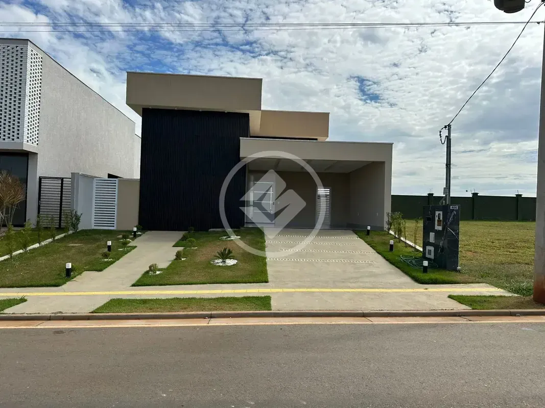 Casa em condomÃ­nio Ã  venda em Senador Canedo, no bairro Terras Alpha Residenci...