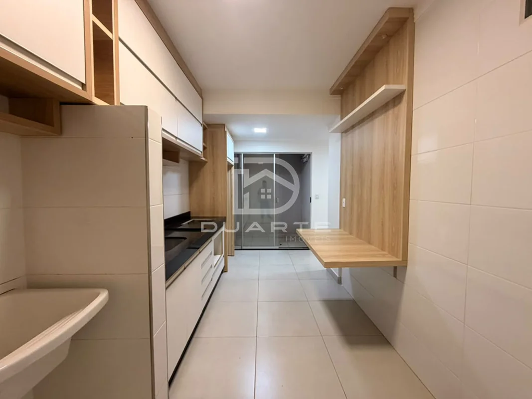 Apartamento a venda no Residencial Royal Life, bairro Chácaras Colorado, com:- 0...