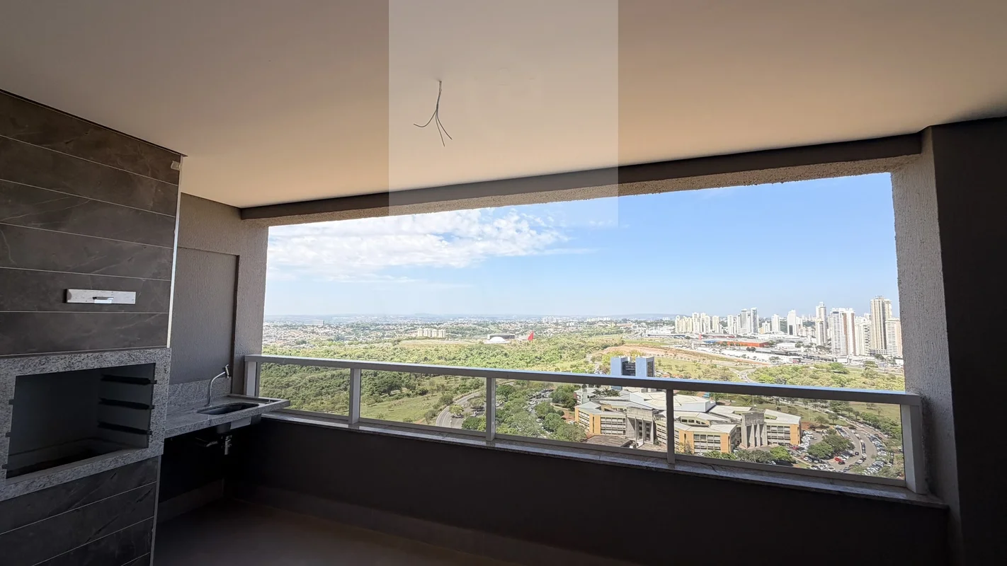 Viva o privilégio máximo de morar em uma Penthouse privativa no prestigiado Resi...
