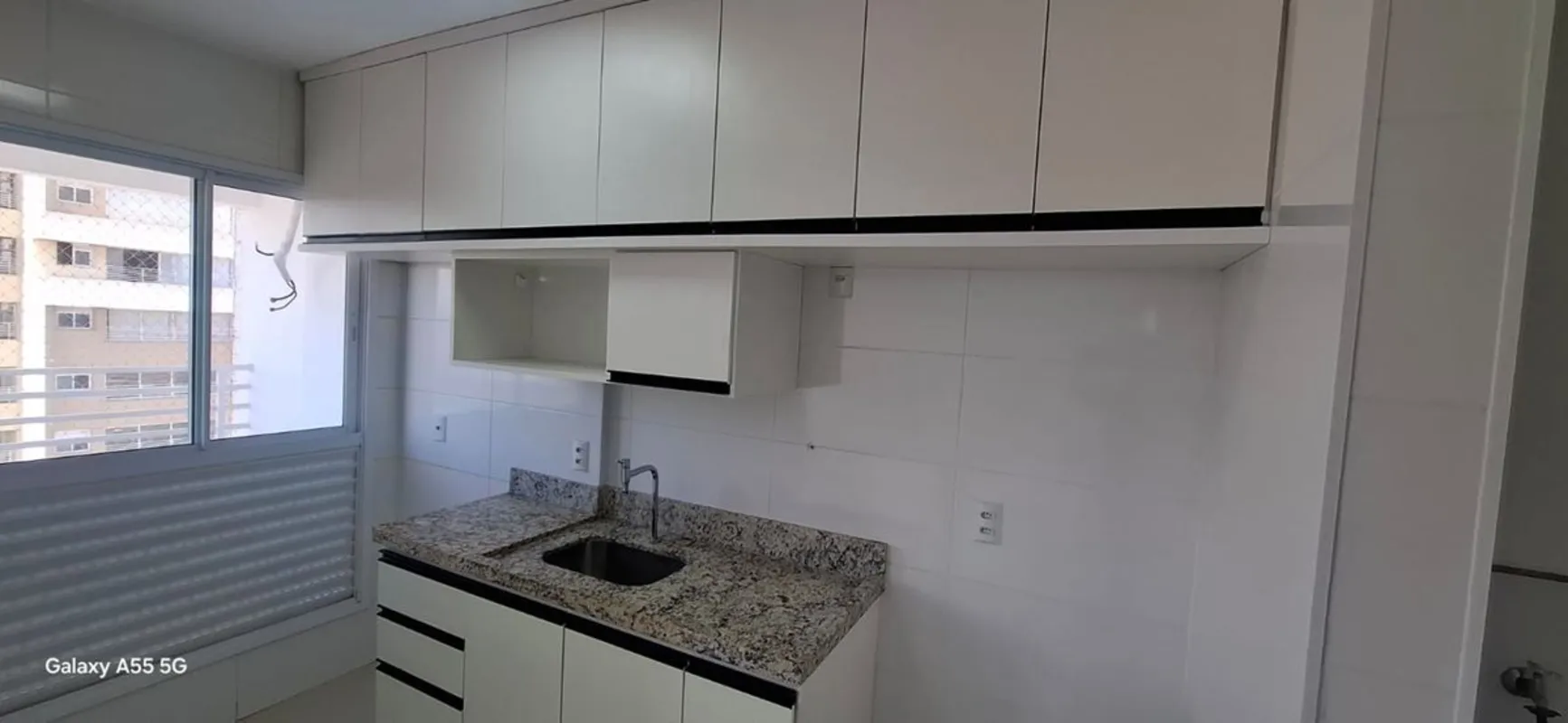 Excelente oportunidade! Apartamento com 2 quartos (1 suíte + lavabo), planta fun...