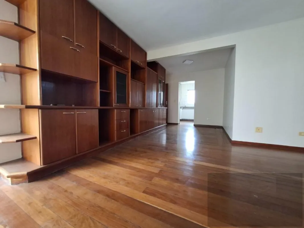 Apartamento amplo no Setor Oeste - Conforto, espaço e excelente localização!Se v...