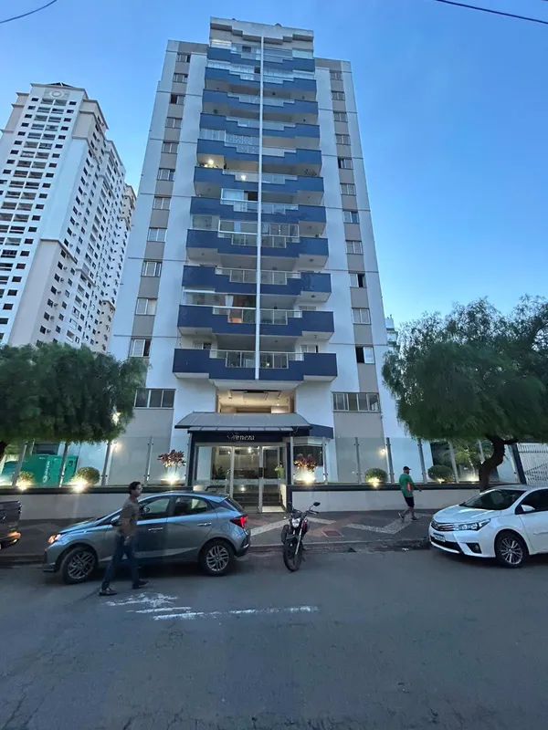 Apartamento à venda no Alto da Glória, na Rua Vitória, Residencial Veneza.São 80...