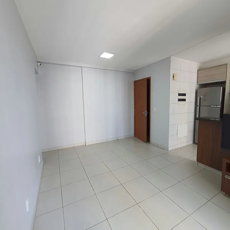 Apartamento no Condomínio New Liberty Parque Cascavel, localizado no Jardim Atlâ...