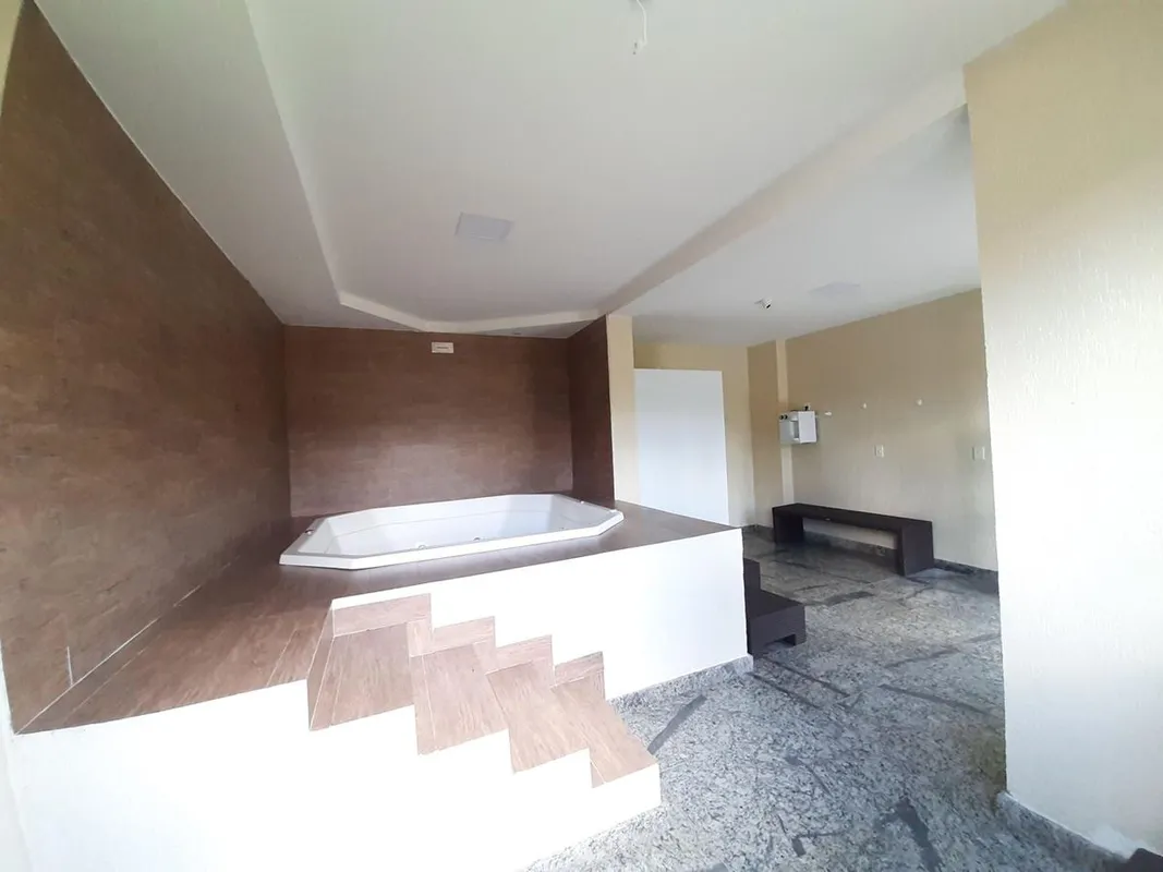  Descubra este encantador apartamento no Setor Industrial de Taguatinga, Brasíli...