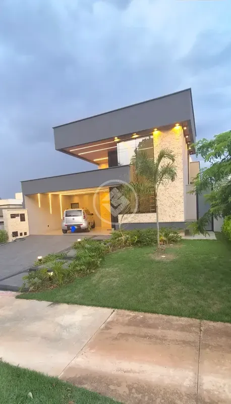 Casa TerrÃ©a Alto PadrÃ£o,ConstruÃ§Ã£o nova , Nunca habitada 03 SuÃ­tes, sendo u...