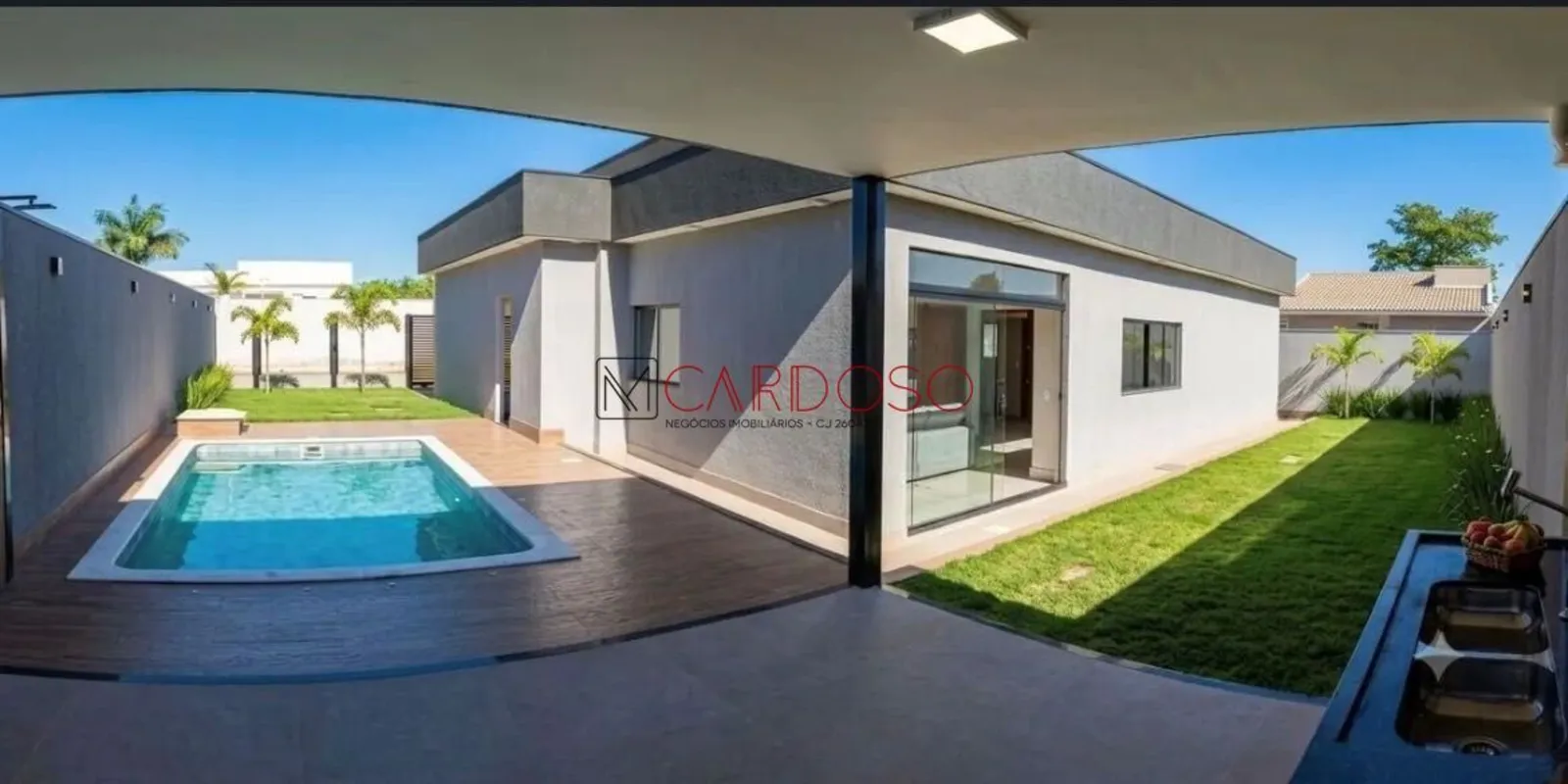 Casa com 3 quartos e piscina privativaPonte Alta Norte - Condomínio fechadoConfo...