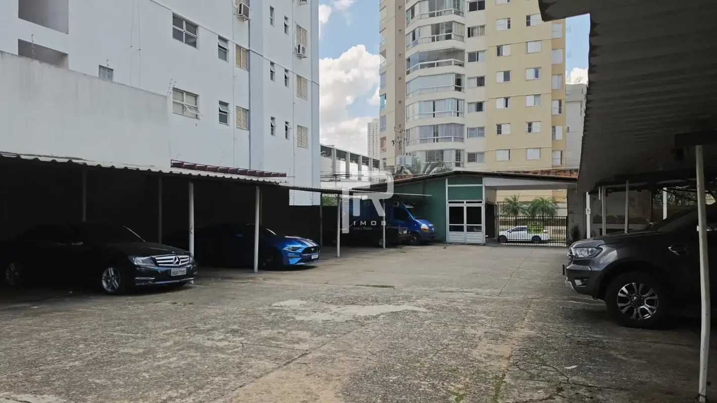 PELO VALOR DE UM LOTE, A OPORTUNIDADE DE LEVAR DOIS NO SETOR BELA VISTA.São dois...