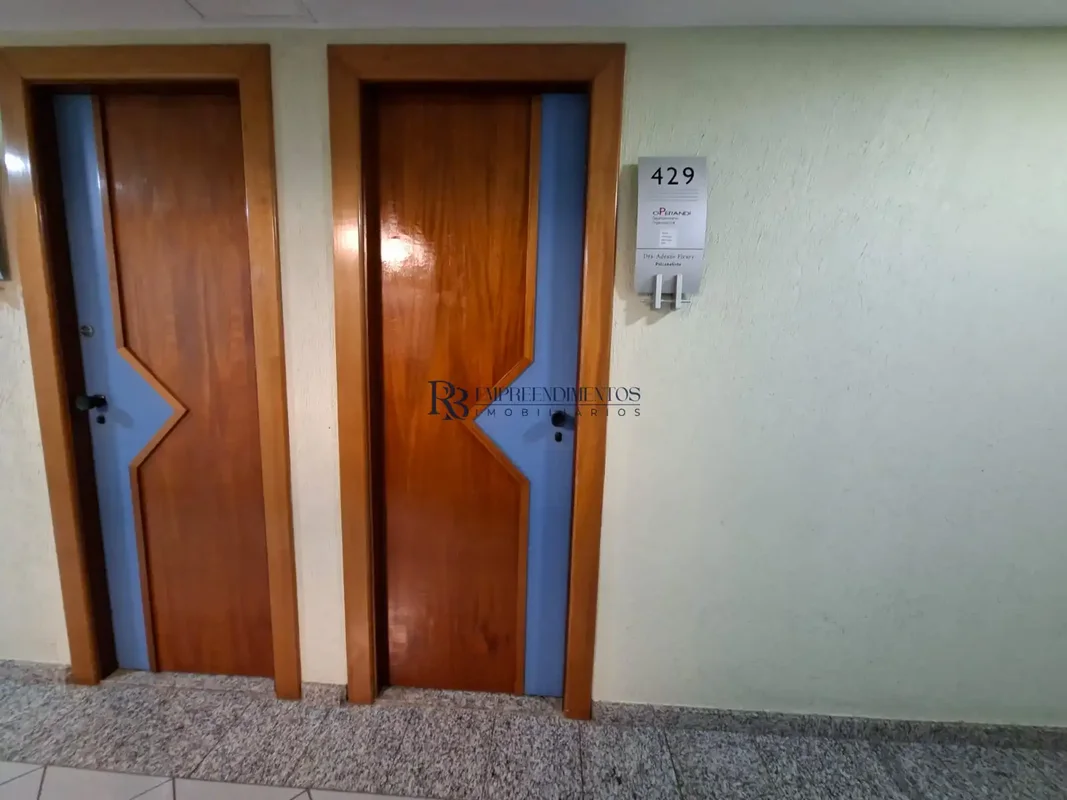Excelente oportunidade de investimento na ASA Sul, Brasília. Sala padrão no Cent...