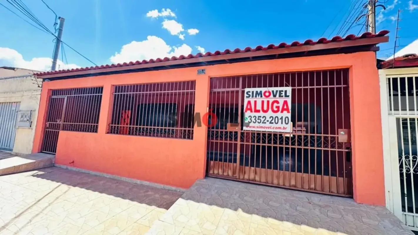 Casa para locação em Ceilândia Norte, Brasília/DF. Imóvel com 3 quartos, 1 banhe...