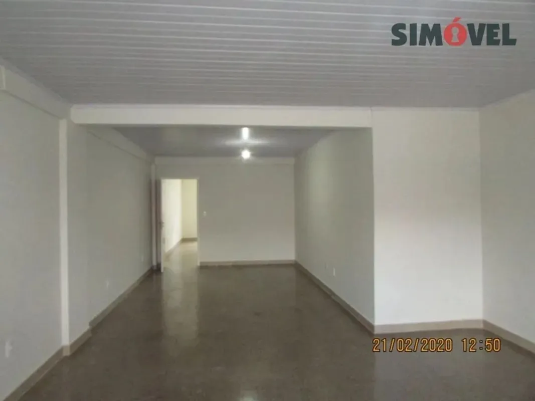 SALA COM 90M², 01 BANHEIRO, PISO GRANITINA, TETO LAJE.ÁREA COMUM: RECEPÇÃO COM 2...