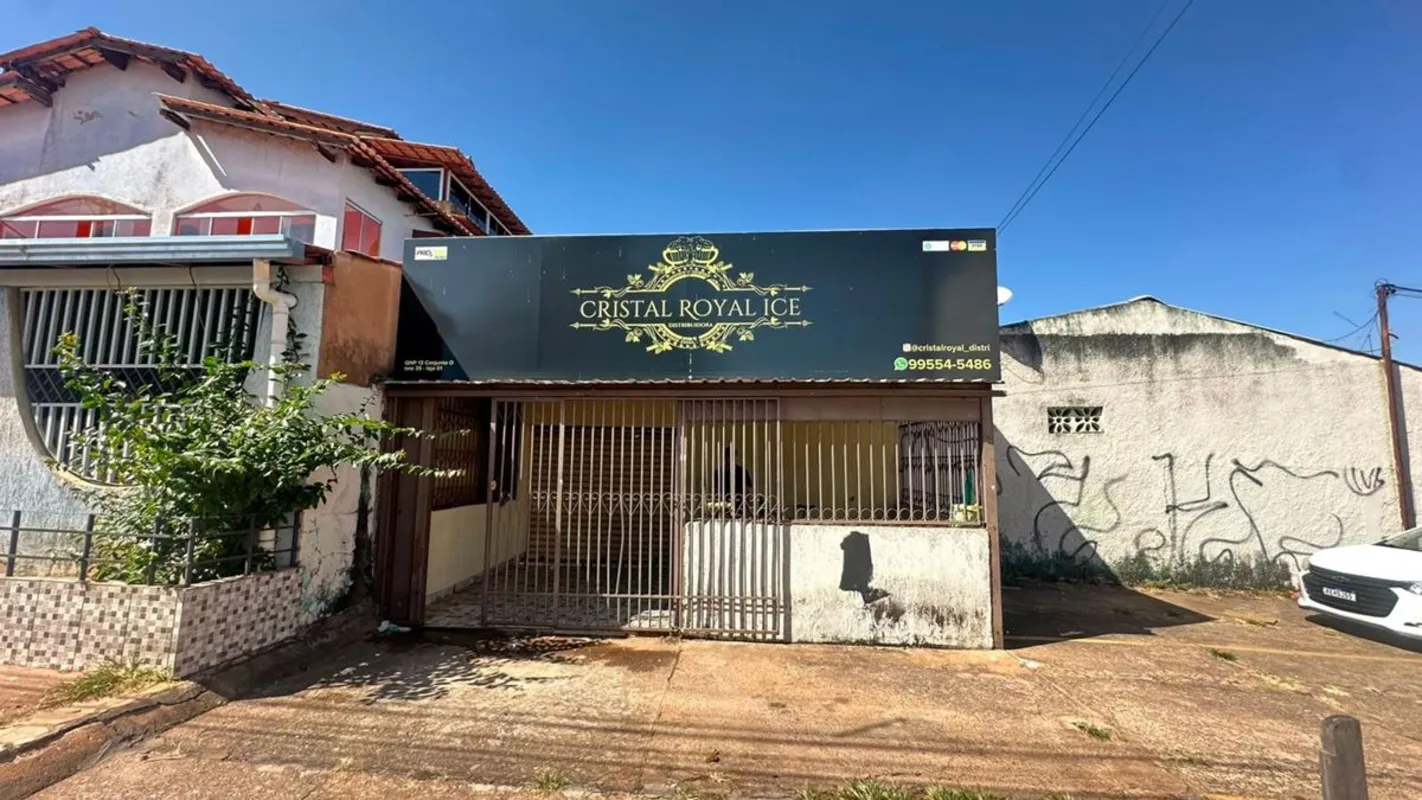 LOJA DE ESQUINA COM 22,5m² - BANHEIRO, LAJE, PISO CERÂMICA, LOJA ESQUINA.ÁGUA E ...