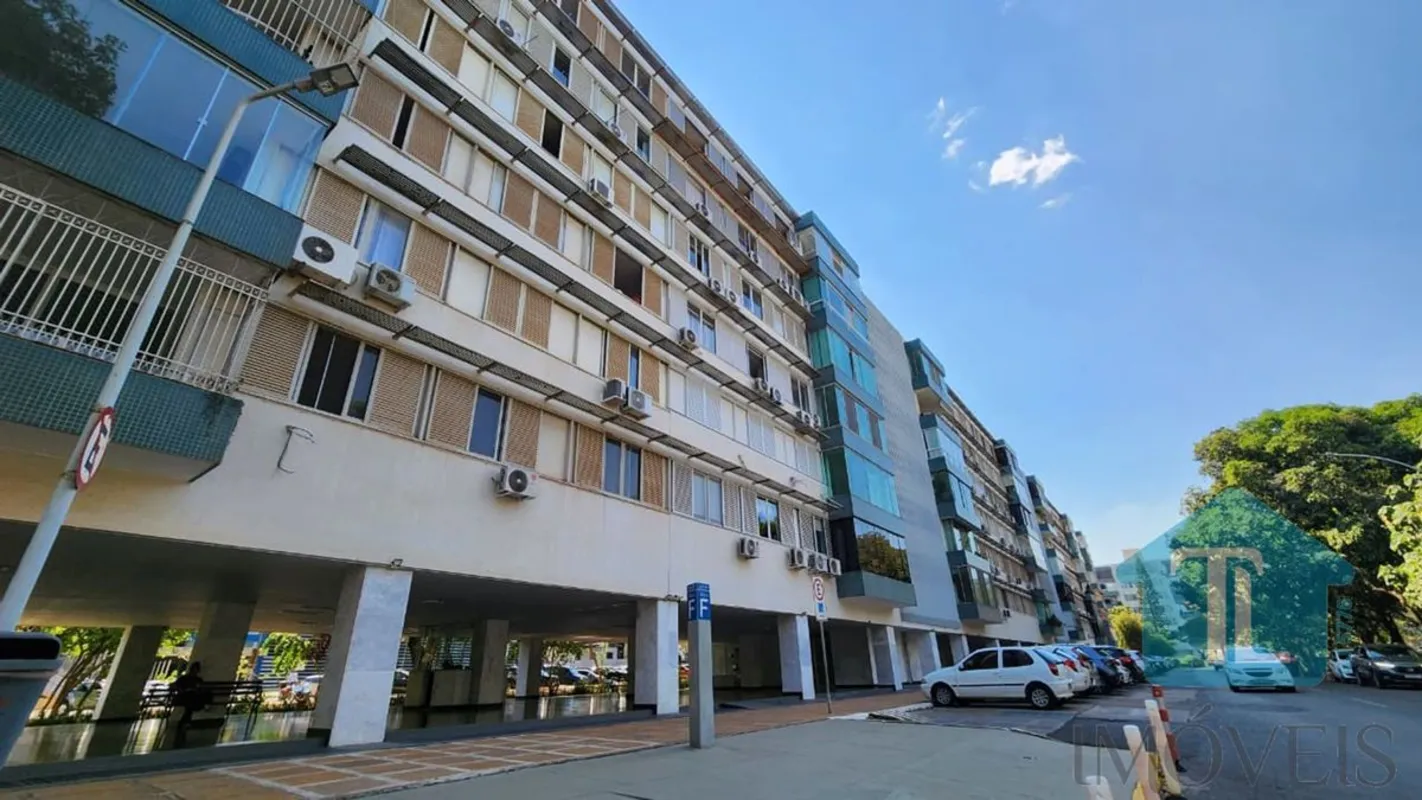 APARTAMENTO 2 QUARTOS E SUITE COM HIDROMASSAGEM NA ASA NORTE. COZINHA COM ARMÁRI...