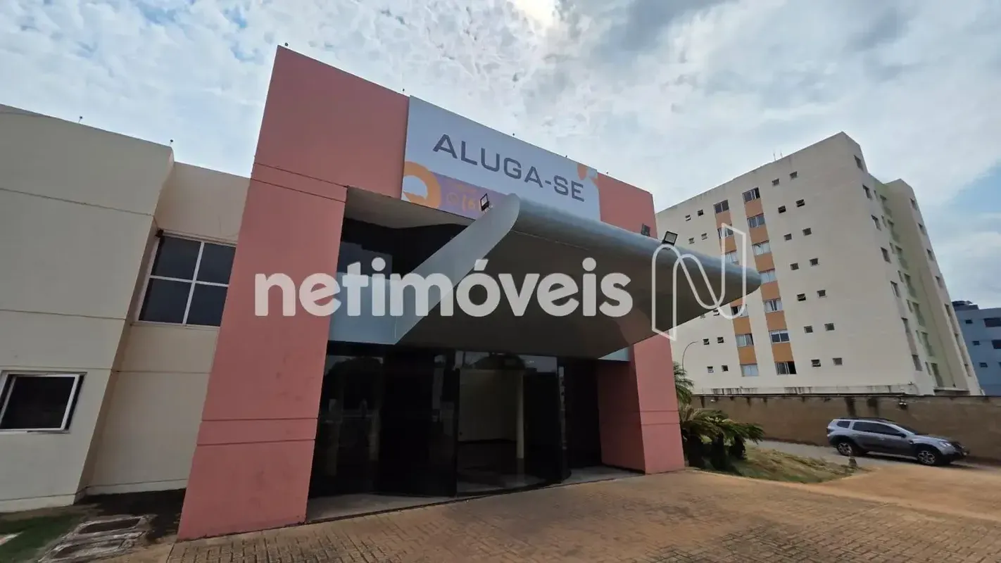 IMÓVEL COMERCIAL MULTIFUNCIONAL – EXCELENTE LOCALIZAÇÃO Hall de entrada com pé-d...