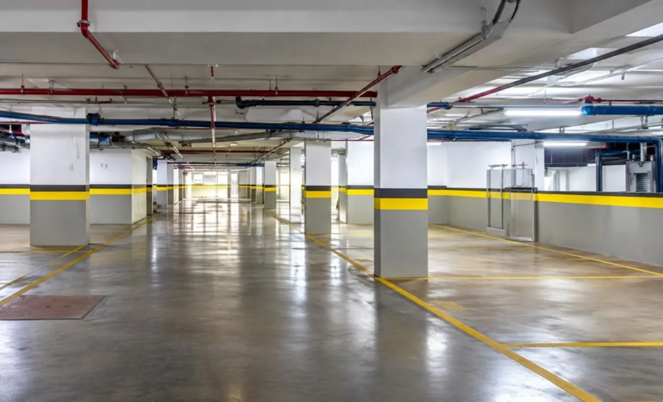 VAGA DE GARAGEM PRÓXIMO AO TRE, NO EDIFÍCIO BARÃO DE MAUÁ, SIGDestaque:A entrada...