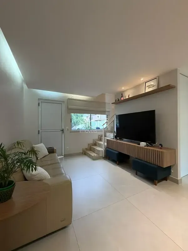 Casa Reformada- 3 Quartos QC 3 - MangueiralApresentamos esta excelente casa refo...
