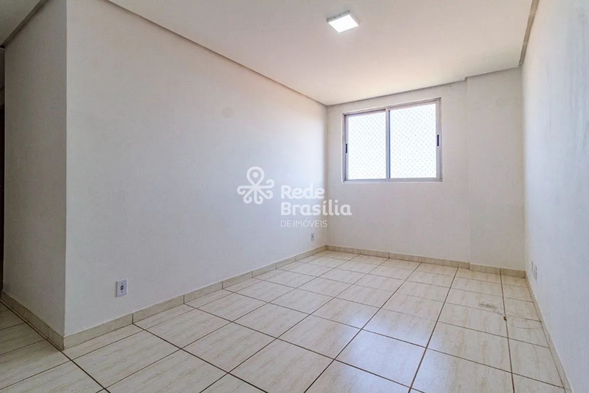 TH36279 - Qr 103 Samambaia - Res. Ananias Mesquita, Apartamento 02 quartos, 52m²...