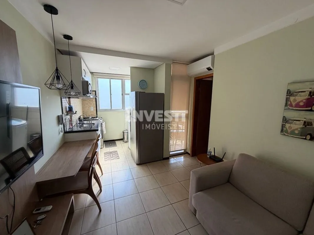 LOCALIZAÇÃO:Apartamento mobiliado à venda Residencial Pontal Leste Universitário...